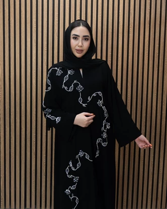 عبا نوژان