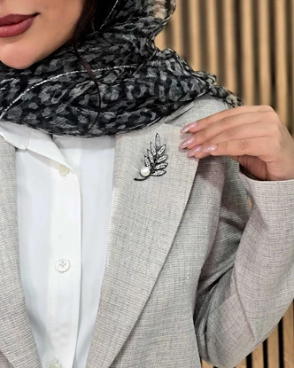 ست کت و شلوار