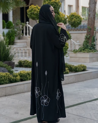 عبا جلوباز مدل مارال 