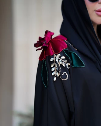 عبا جواهردوزی شده جلو باز مدل شبنم