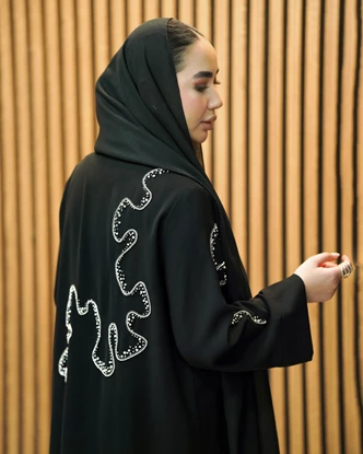 عبا تیارا