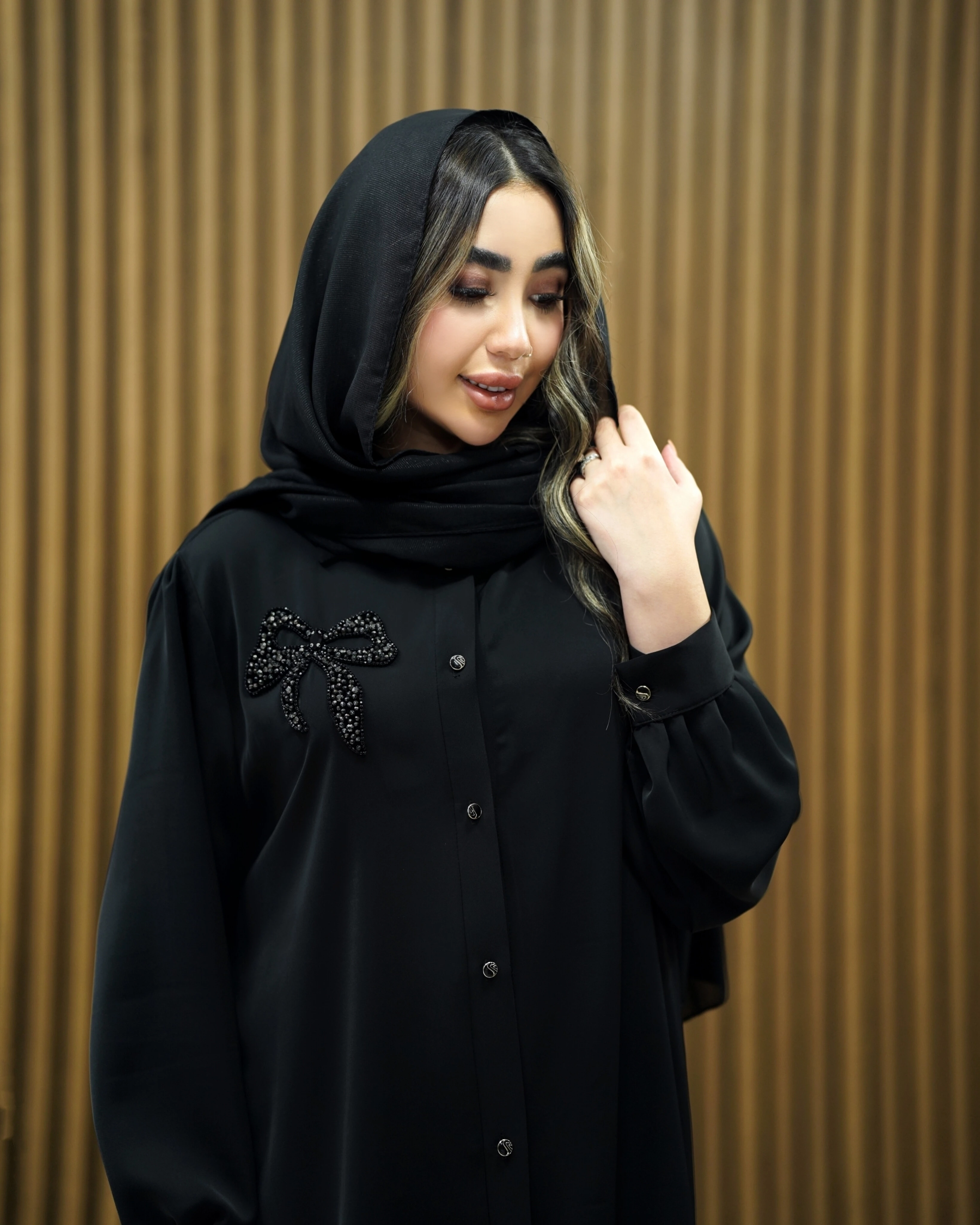 شومیز مشکی جواهردوزی مدل پاپیون