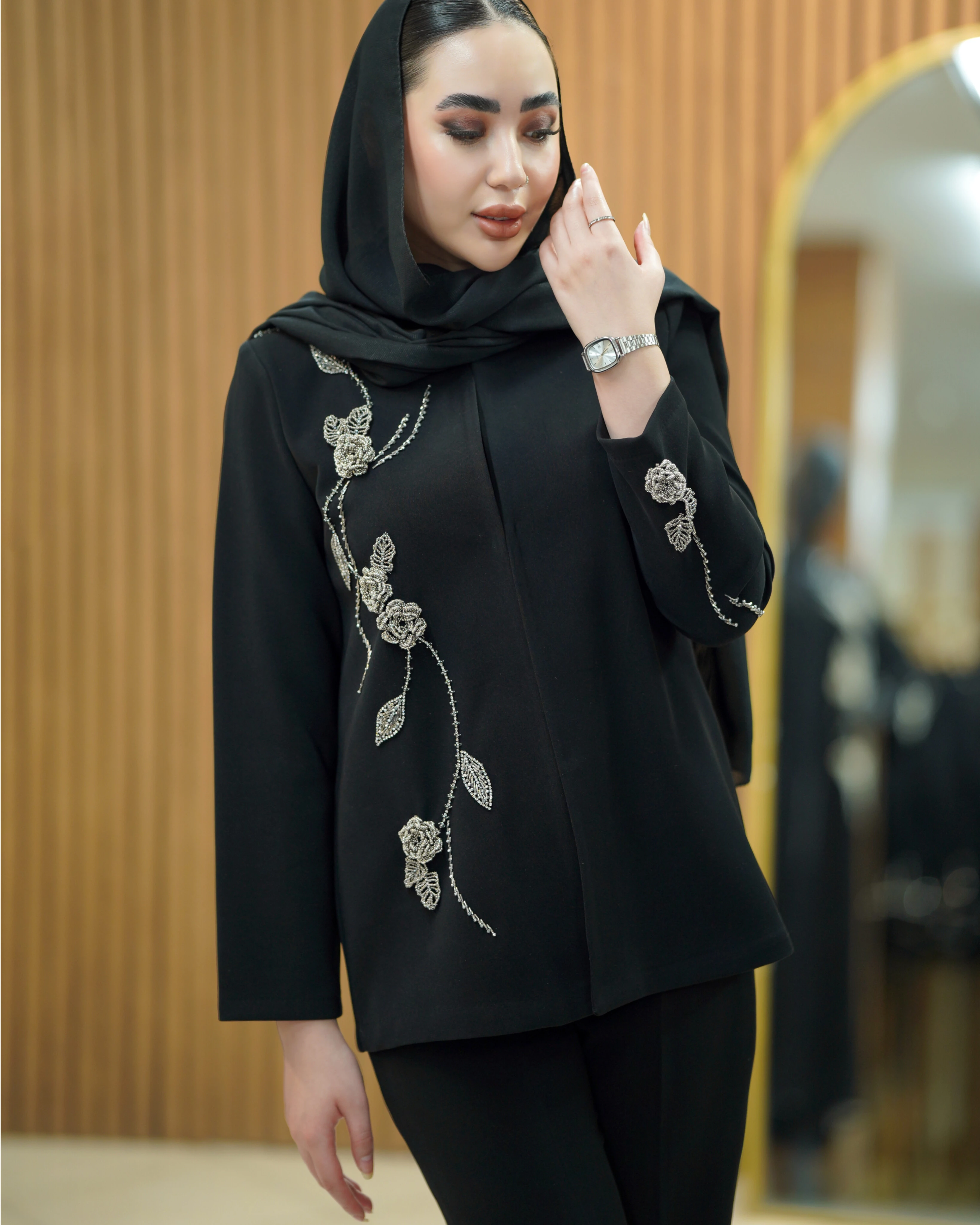 کت جواهردوزی شده مدل گل رز