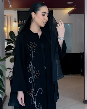 عبا جلوباز مدل افرا