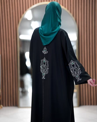 عبا جلو باز مدل نجلا