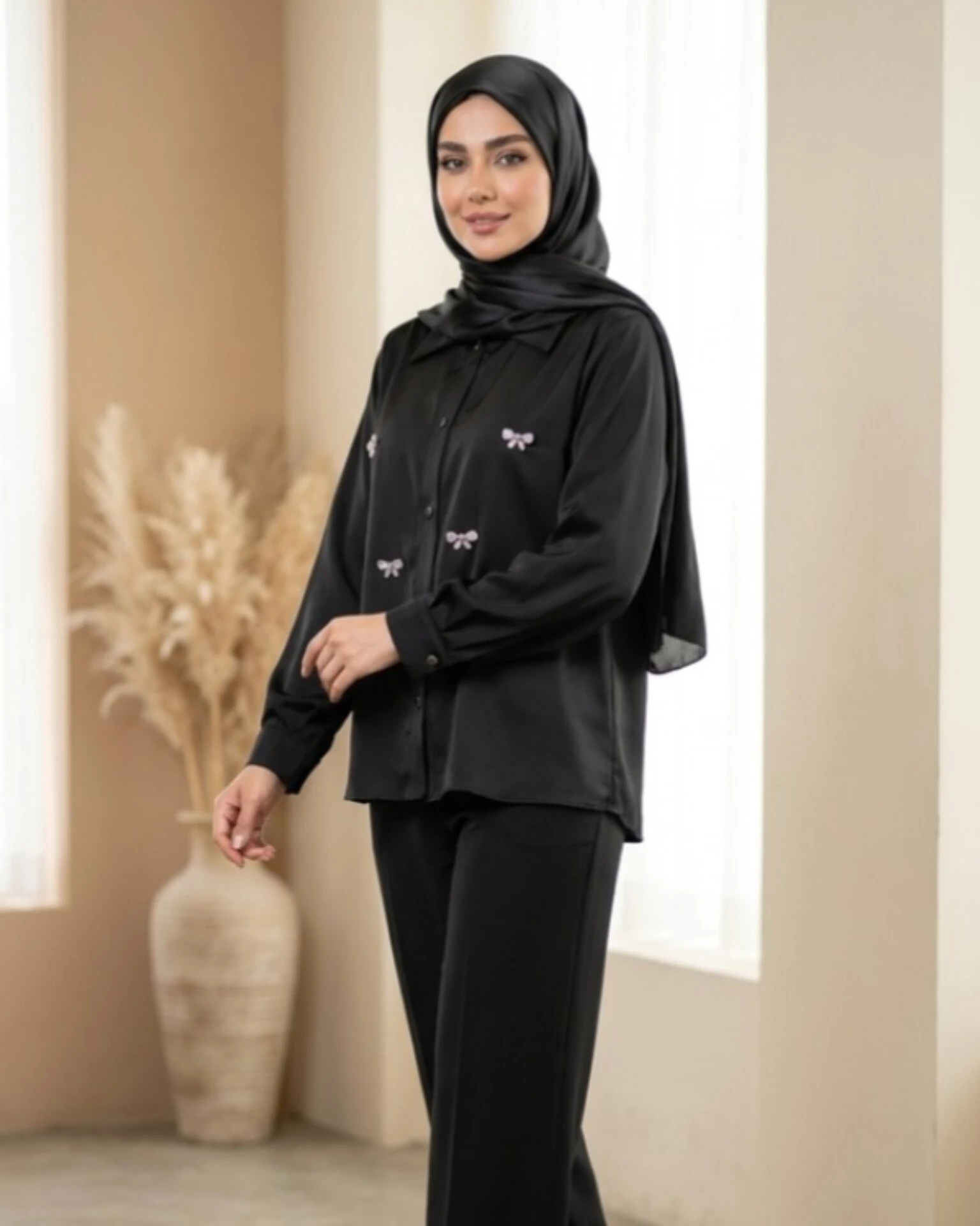 شومیز مشکی جواهردوزی مدل ساره